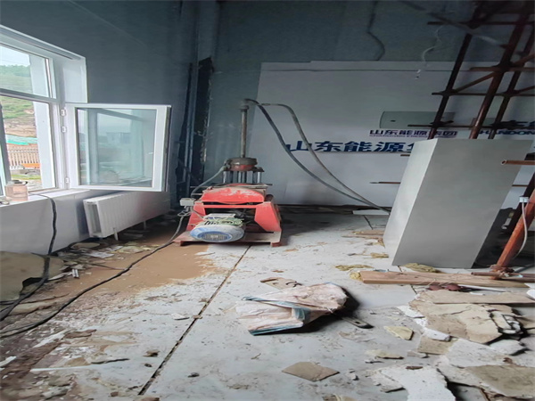 克什克腾地基基础下沉墙体裂缝加固注浆顶升施工